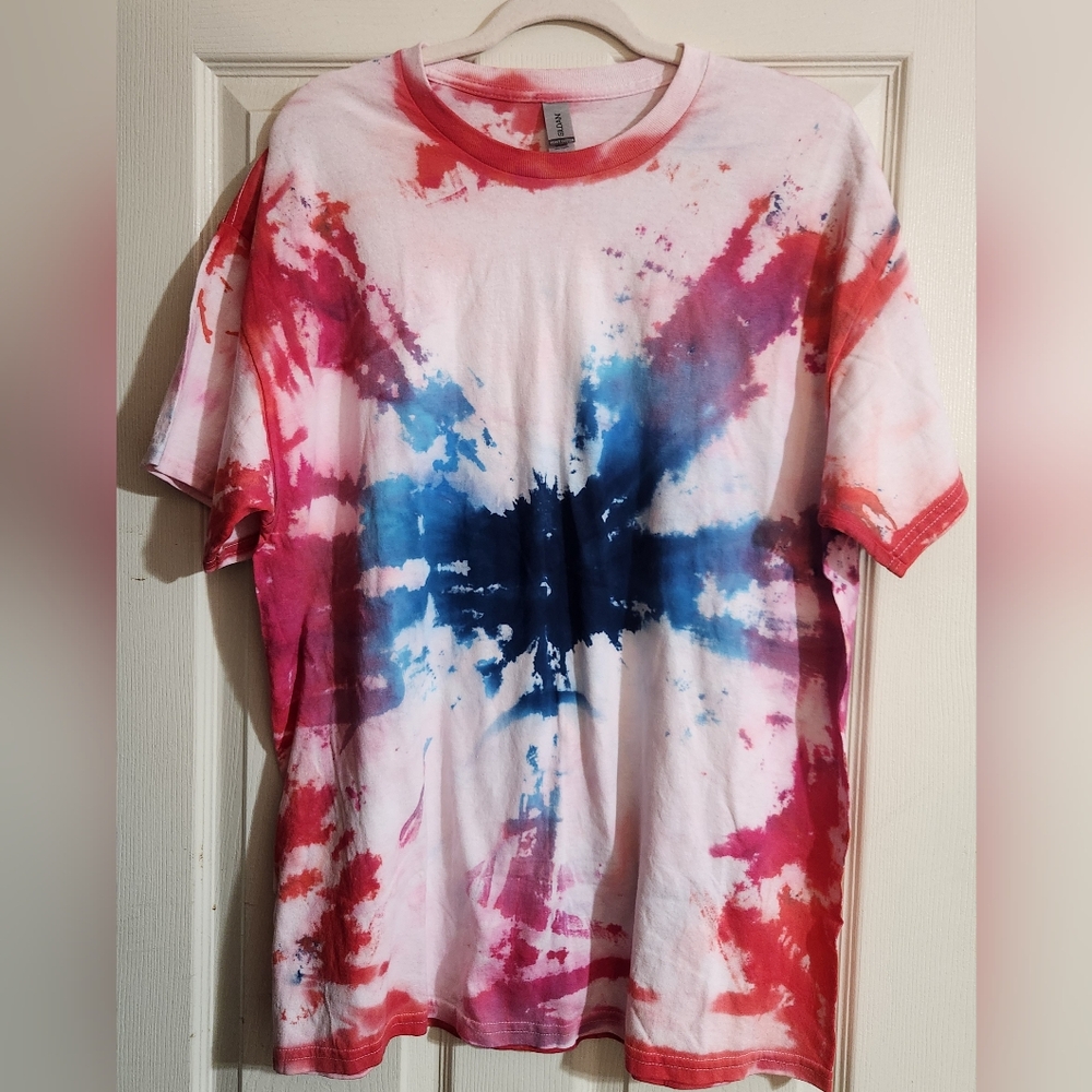 Gildan Tie Dye Tee - Picture 1 of 3